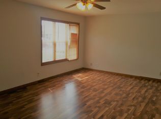 686 Dearborn Rd UNIT C, Valparaiso, IN 46385