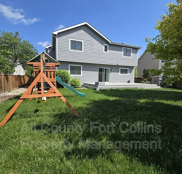 2248 Smallwood Dr — Photo 16