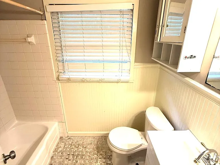 454 Forest Hills Dr — Photo 8