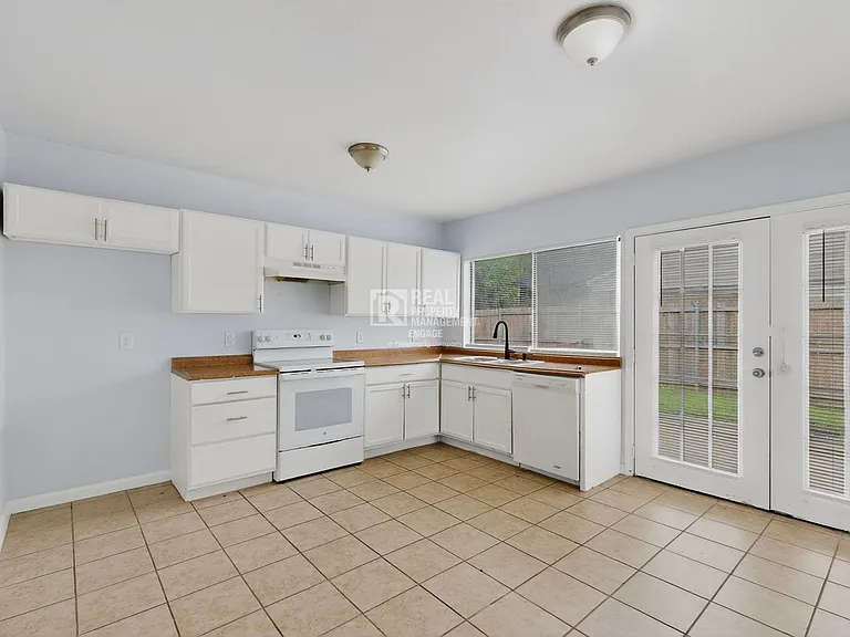 5217 Aberdean Trl — Photo 22