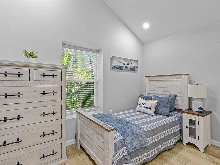 648 Middle Creek Rd — Photo 17