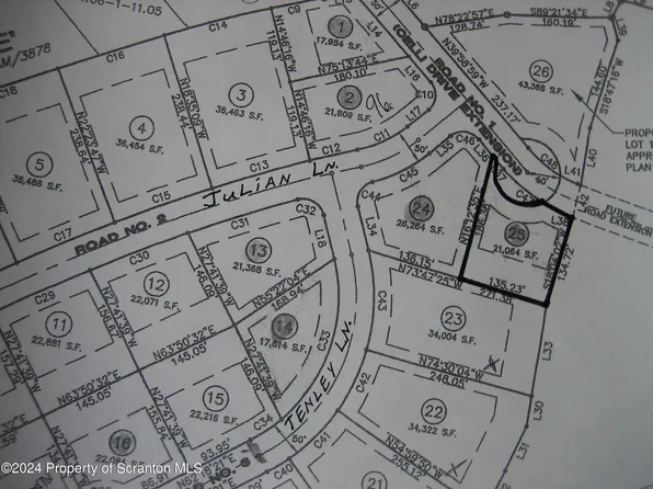 Celli Dr, Archbald, PA 18403