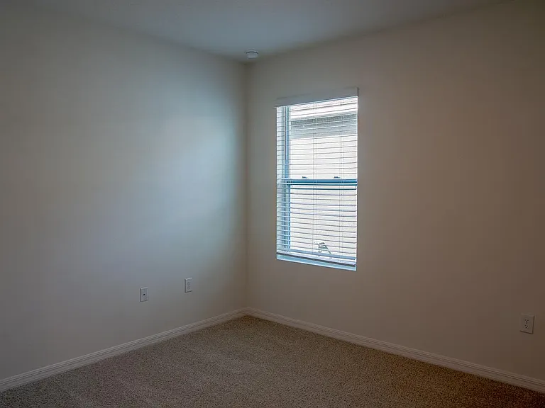 217 Duke Dr — Photo 57