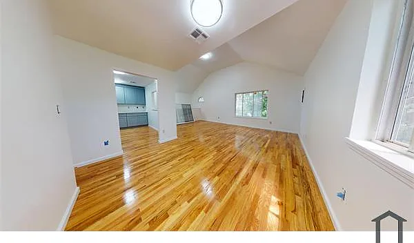 165 Fulton St #2 — Photo 4