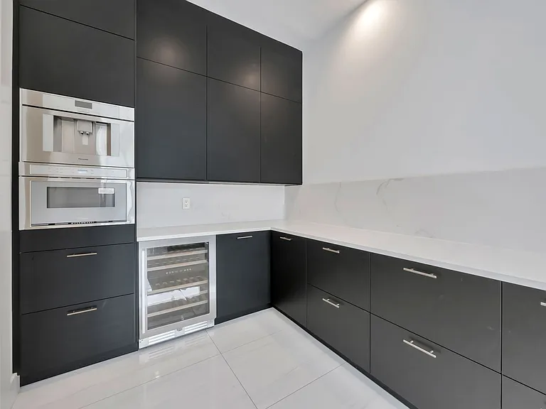 11248 Jamestown Rd — Photo 11