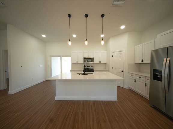 5th image of 13449 SW 60TH AVENUE ROAD