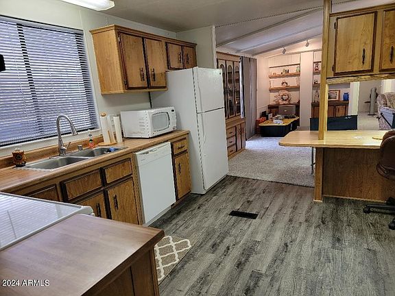 2nd image of 3726 N ILLINOIS Avenue