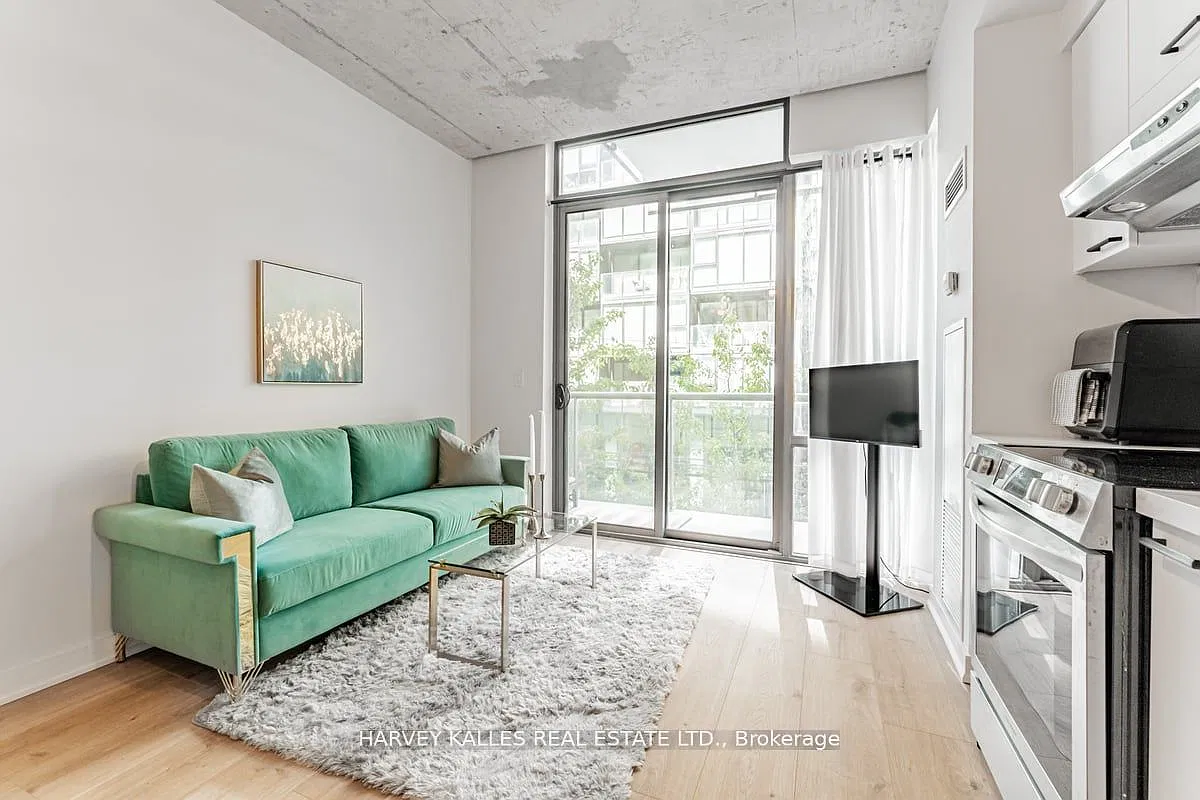 55 Stewart St — Photo 4