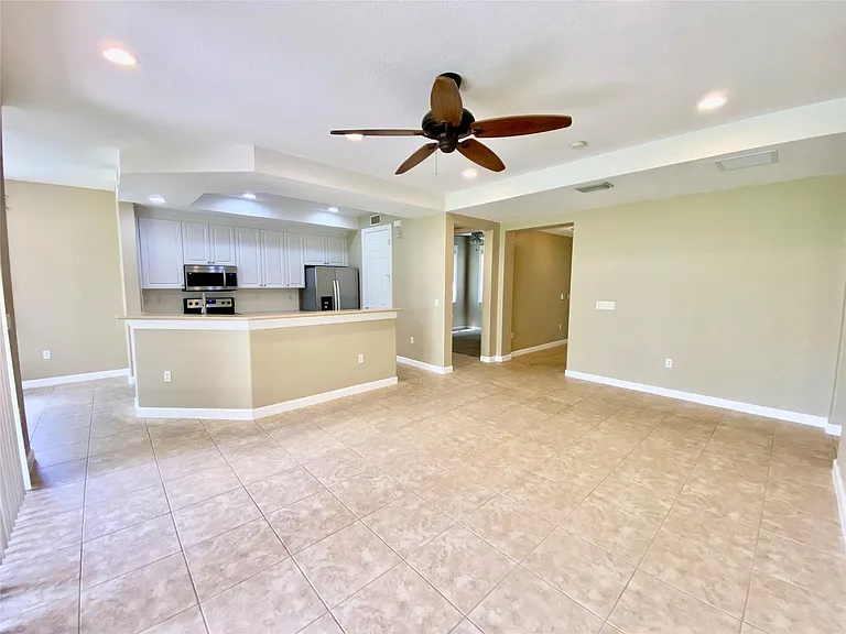 7911 NW 128th Ln #11-C — Photo 17
