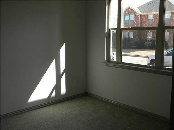4th image of 4808 Pier Nine Dr
