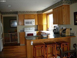 4th image of 2705 Glen More St