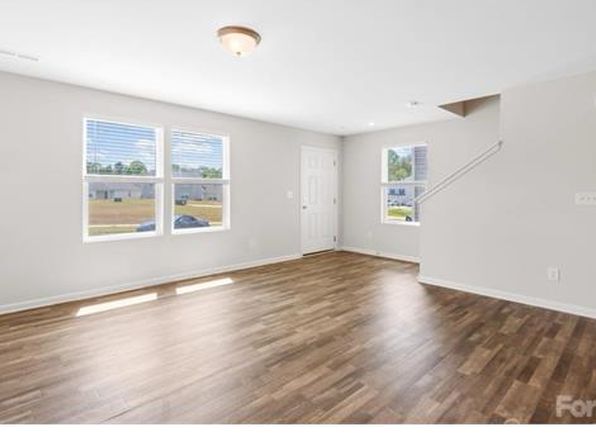 319 Century Dr
