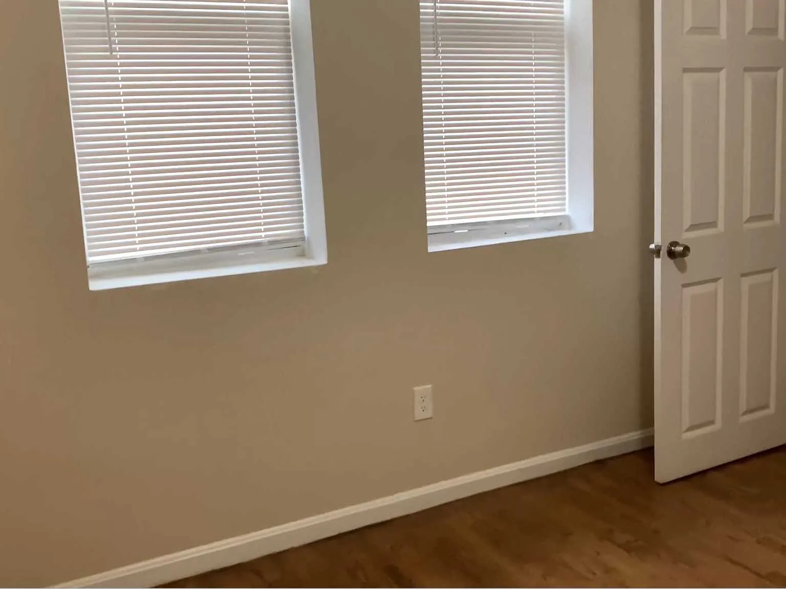 3 bed, $5,000 — Photo 3
