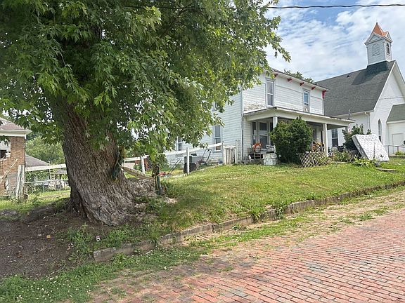 4th image of 11 Cherry St