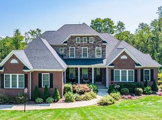 1204 Windemere Dr, Latrobe, PA 15650