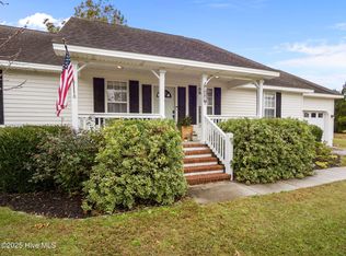 101 Bur Oaks Blvd, Newport, NC 28570