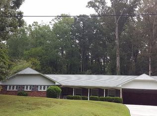 2484 Black Fox Trl, East Pt, GA 30344