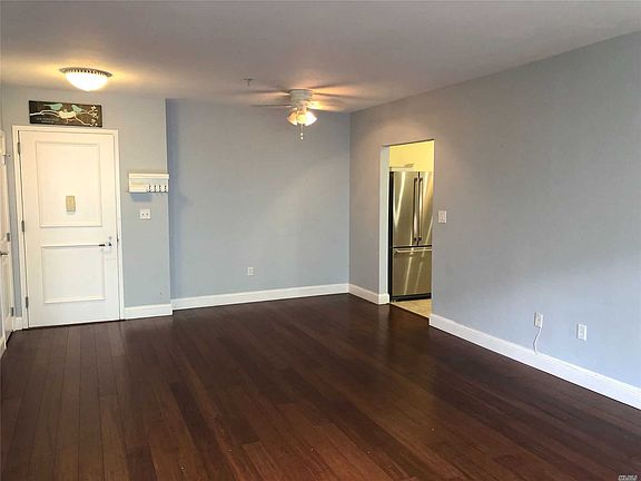 4th image of 130 Post Ave