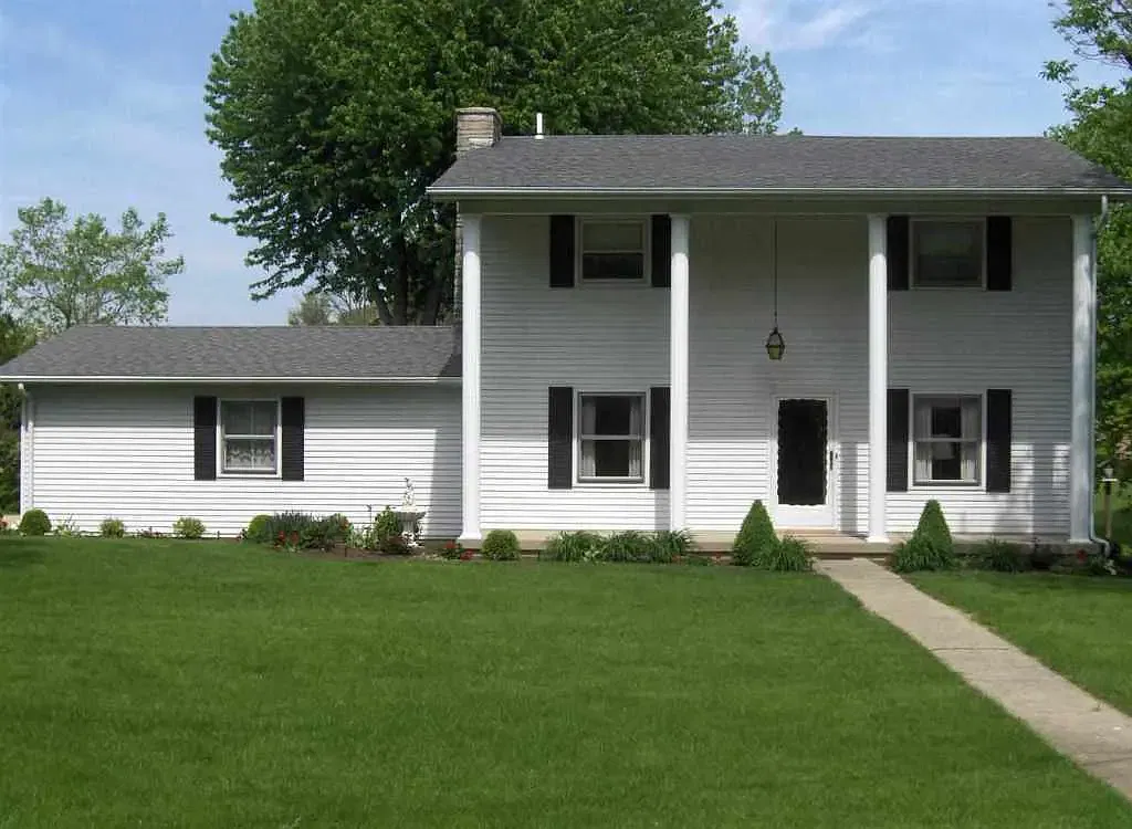 4 bed, 1856 sqft, $1,695 — Photo 2