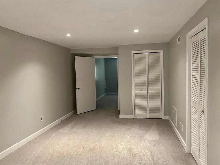 2503 Acorn Ave NE — Photo 6