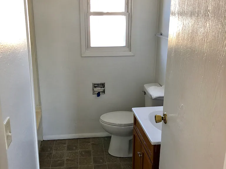 130 & 132 Fauber Ln #132 — Photo 6