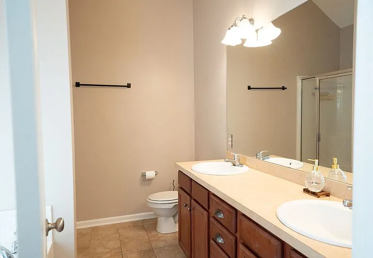 10 Arbors Cir — Photo 29
