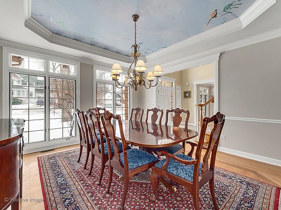4th image of 731 Hillside Ave