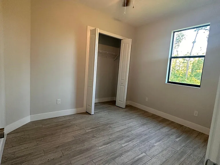 1219 Michael Ave — Photo 14
