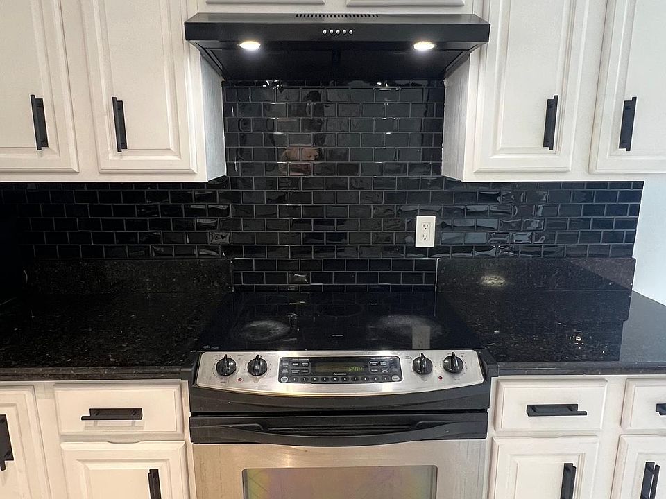 1st image of 2417 Sundy Ave #2417