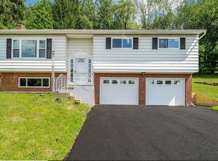4632 Marshall Dr W, Vestal, NY 13850
