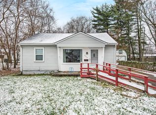 209 21st St N, Springfield, MI 49037