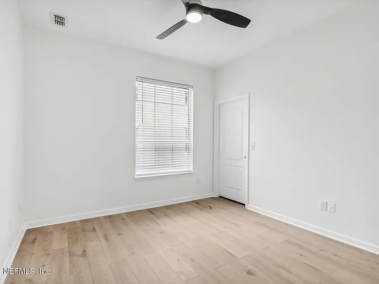 8601 Beach Blvd — Photo 13