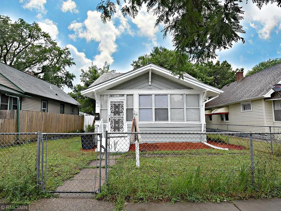 1st image of 3923 Emerson Ave N