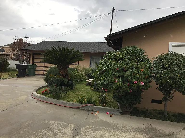 4748 Muscatel Ave — Photo 4