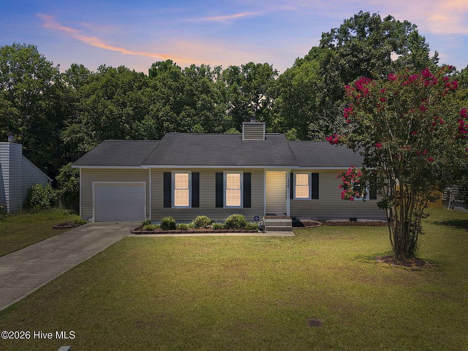 1st image of 206 Spring Drive
