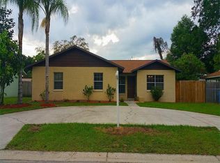 1111 Oakhill St, Seffner, FL 33584