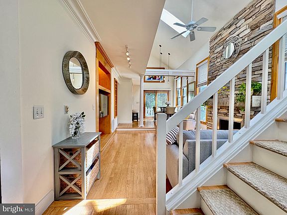 5th image of 6 Oakdale Ct