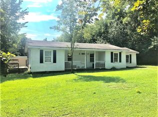 2743 W Old Farmington Rd, Fayetteville, AR 72704