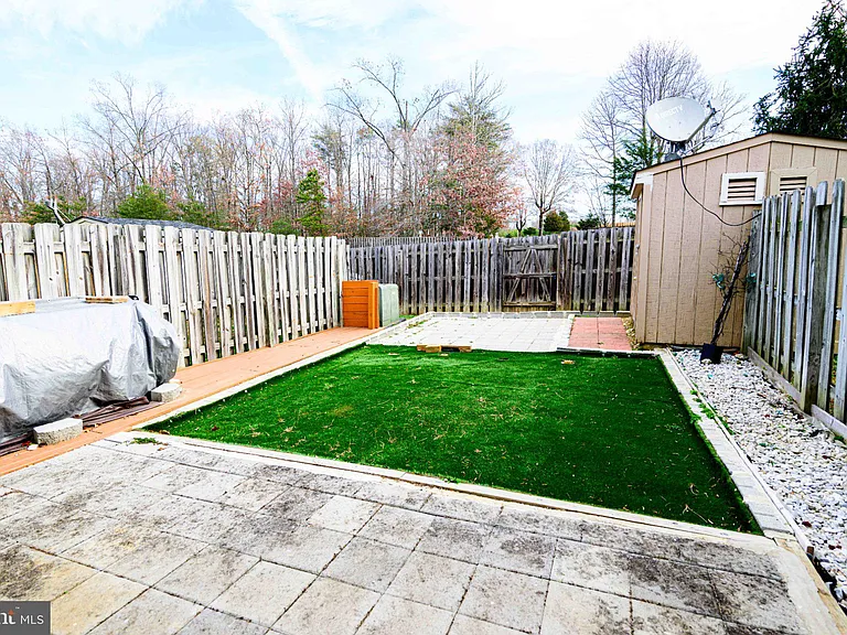 9925 Matti Hill Ct — Photo 4