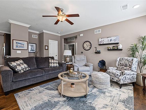 4th image of 16009 Fontana St APT 120
