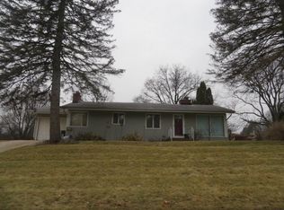 712 Wood Rd, Rockford, IL 61107