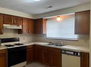 182 Chenango Ave, Providence, RI 02904