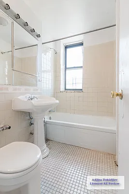 Rented by Adjina Dekidjiev, LREB | media 3