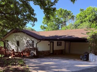 96221 S Redbud Ln, Gore, OK 74435