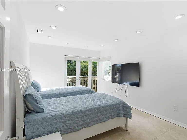1249 Biscaya Dr — Photo 52