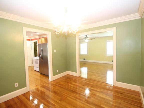 5th image of 2506 Gaines Ct N