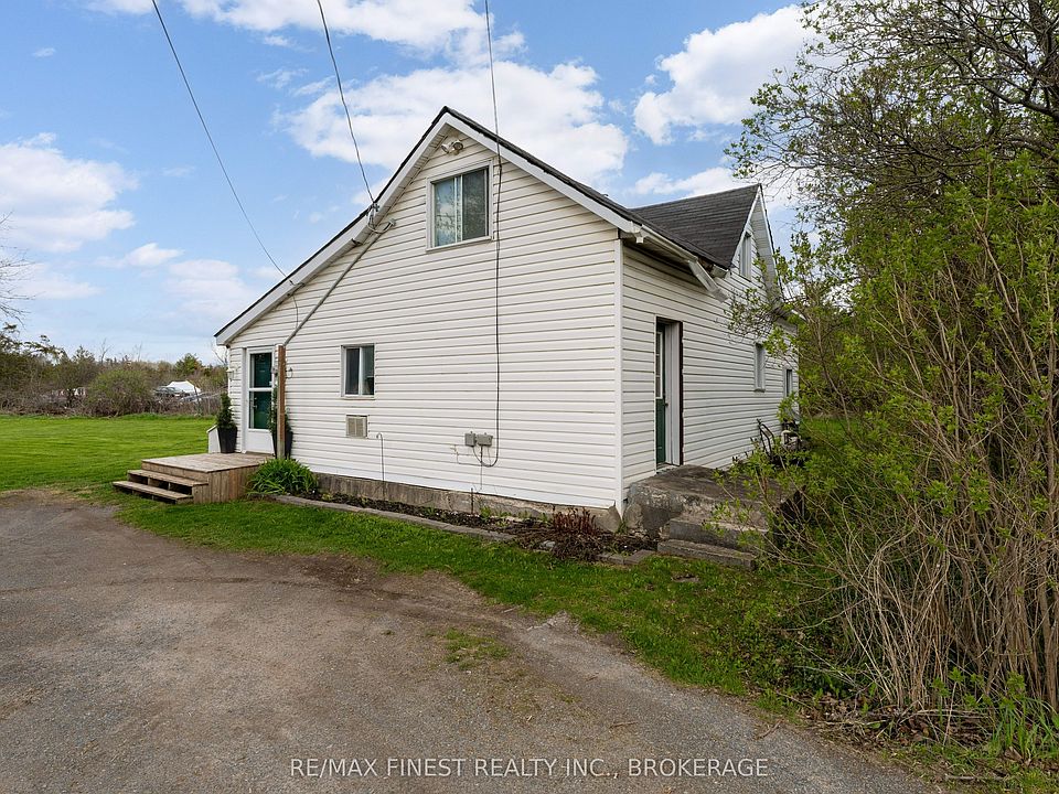 1st image of 206 Main St