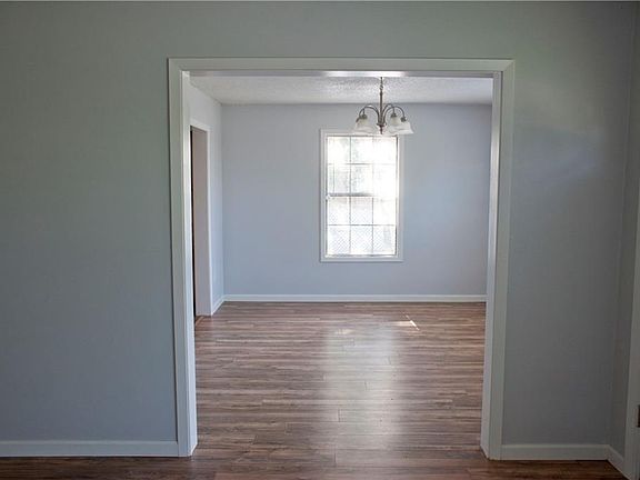 3rd image of 3509 Caddo St