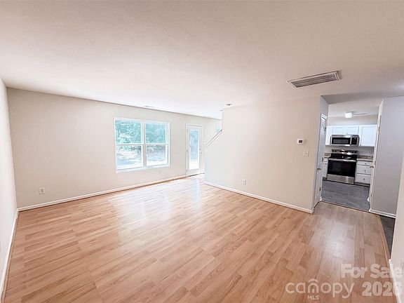 3rd image of 12843 Slade Castle Ct