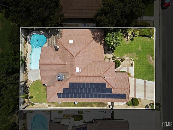 2nd image of 8704 Bridlewood Ln